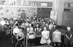 1962-kindergarten Mrs. Disharoon