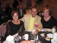Linda Dickenman/Byrne ('67), Mike Byrne, Sue Byrne